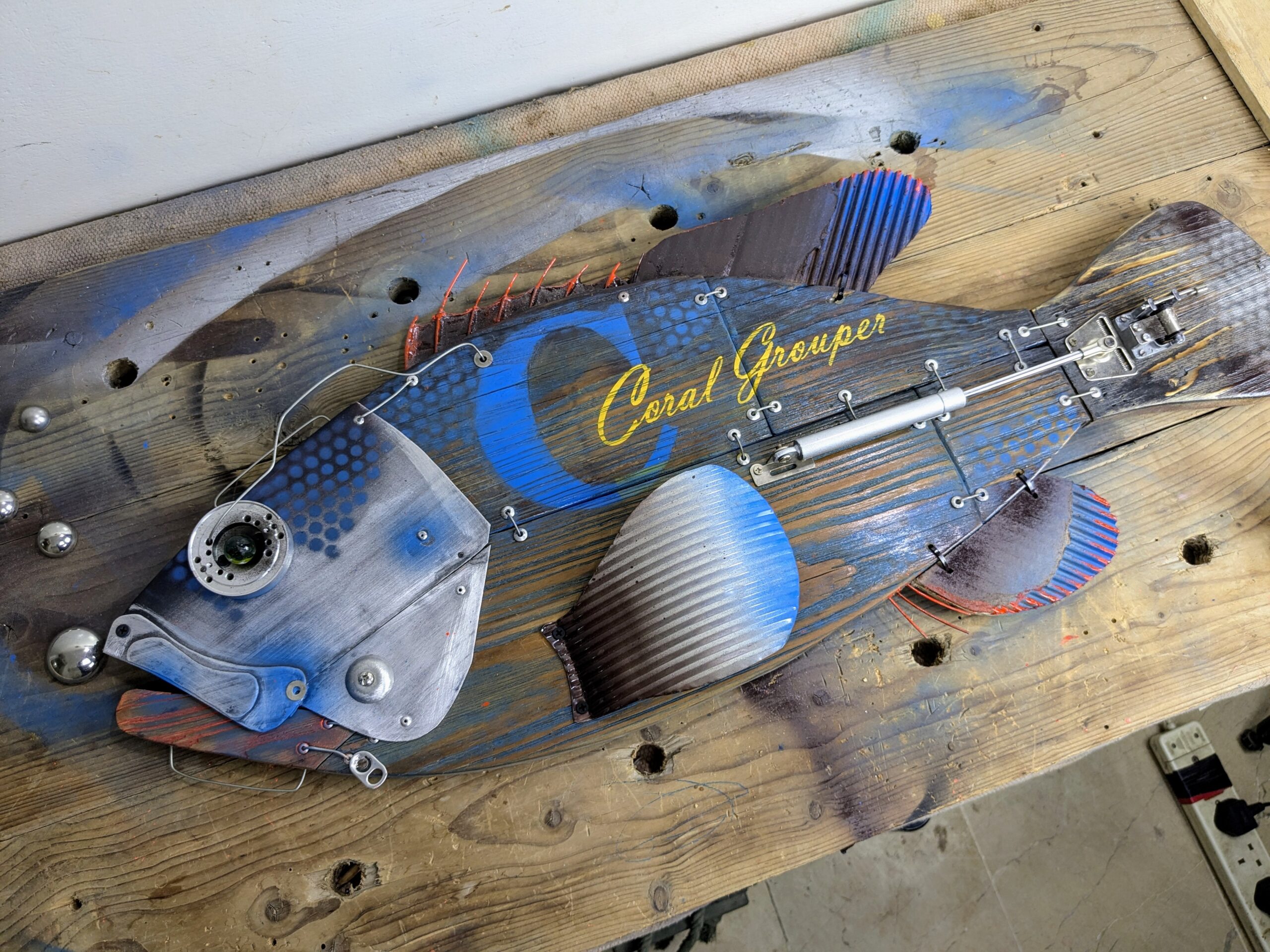 Coral grouper fish wall hanging sculpture. - Image 3