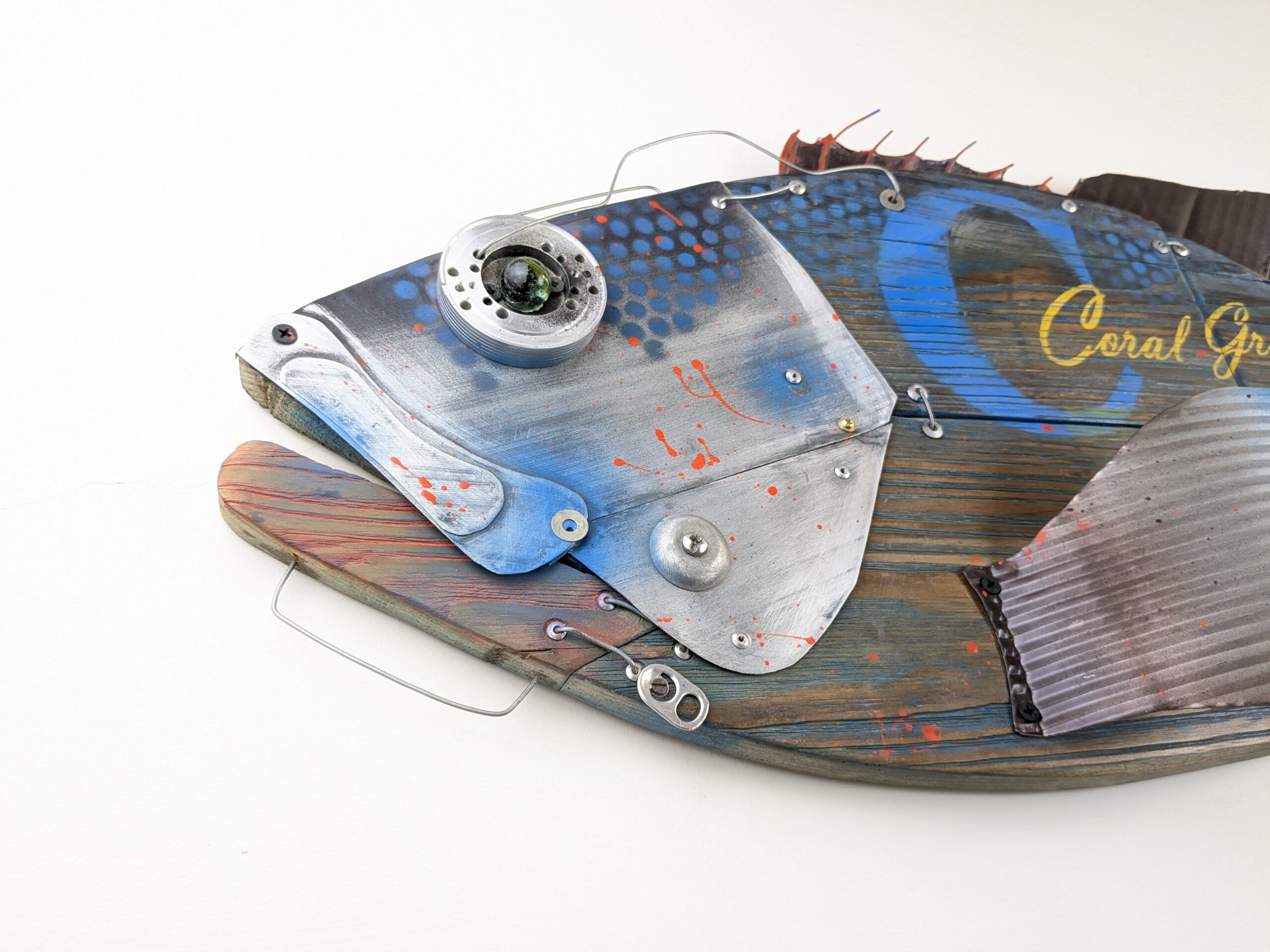 Coral grouper fish wall hanging sculpture. - Image 9